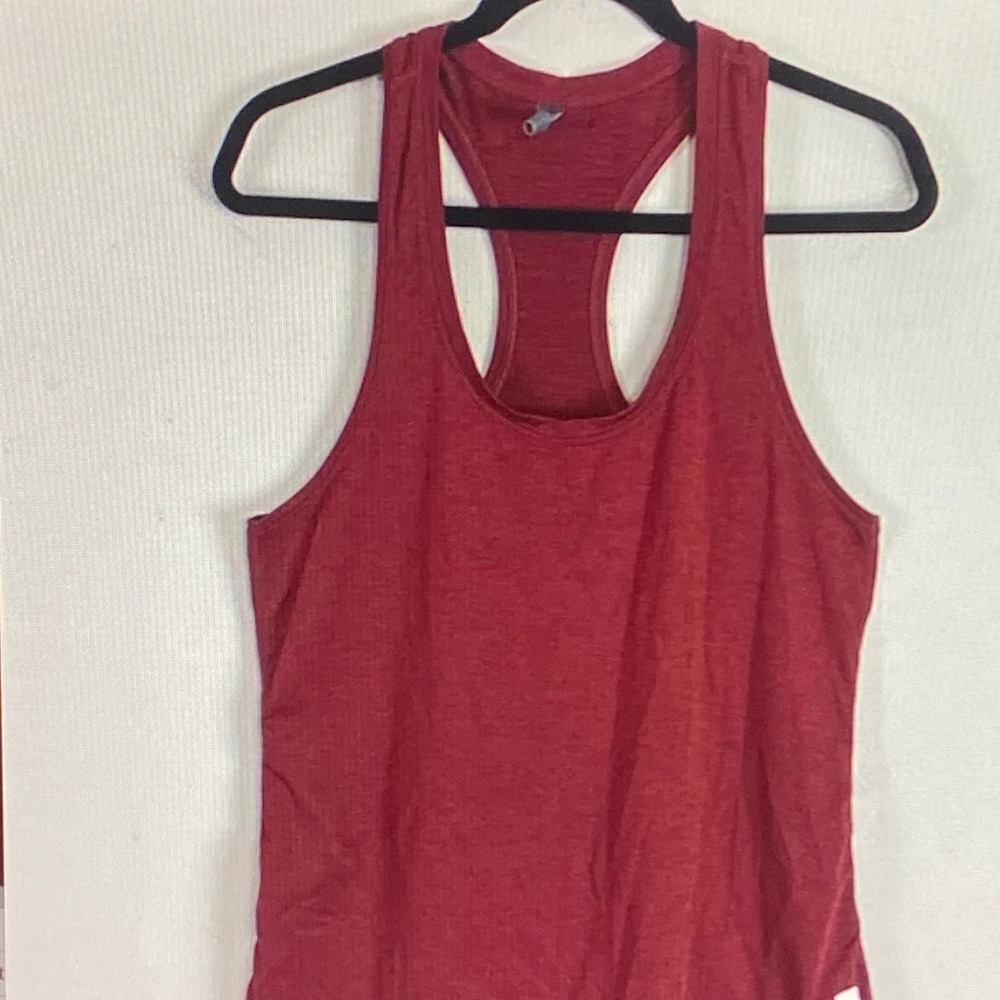 Vuori Women's Vibrant Red Tank Top